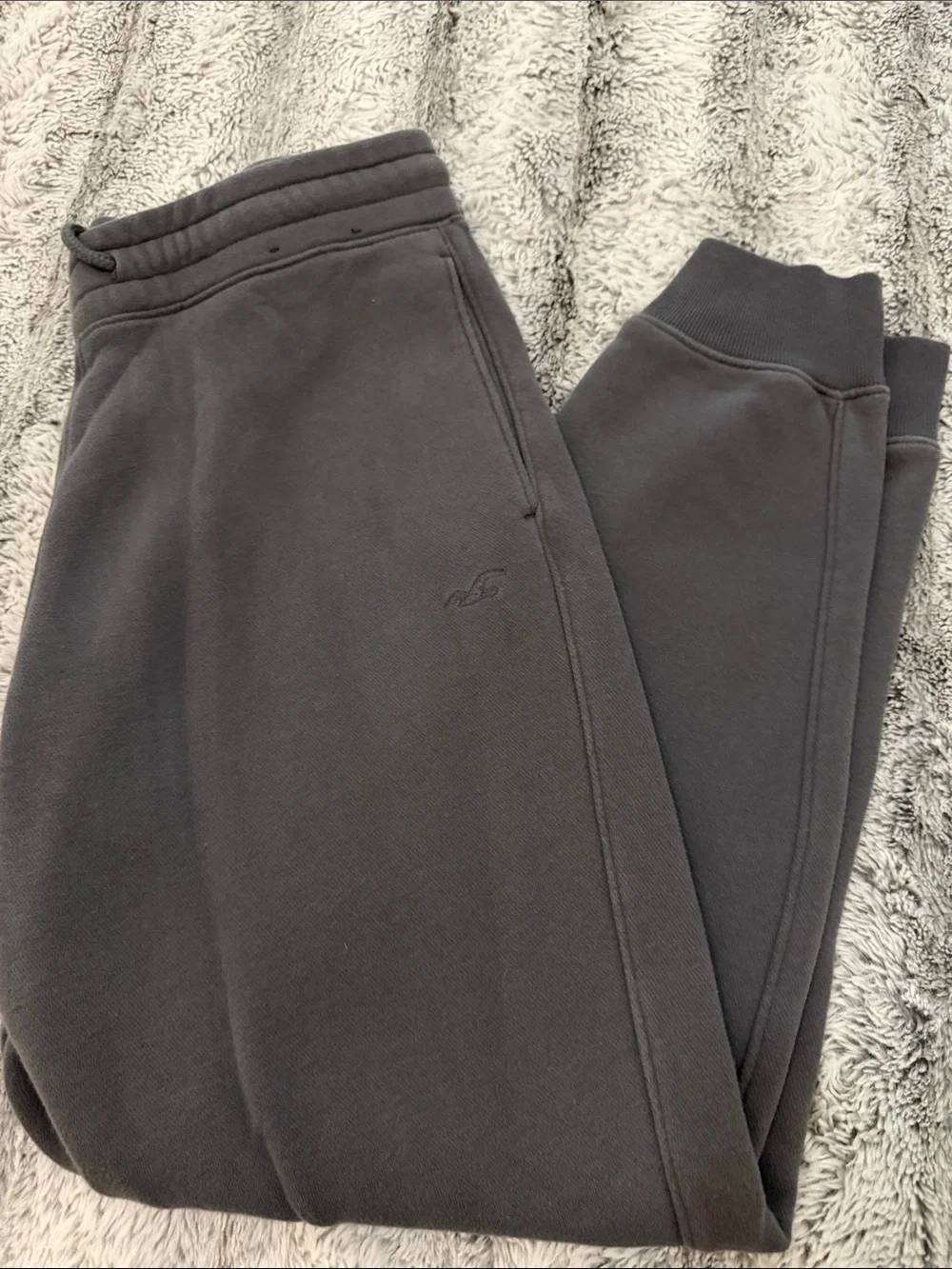 Hollister Men’s Sweatpants Joggers 5-Pair Bundle - Size Medium